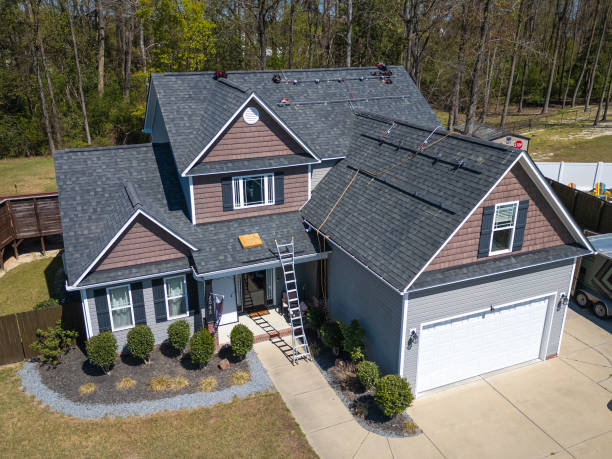 Best Emergency Roof Repair Services  in Emigsville, PA